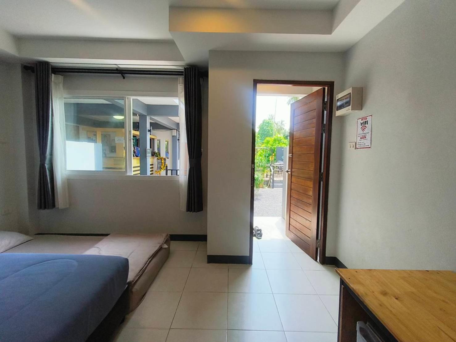Nangkam Boutique Donsak Hotel Ban Pheng Krong Eksteriør billede